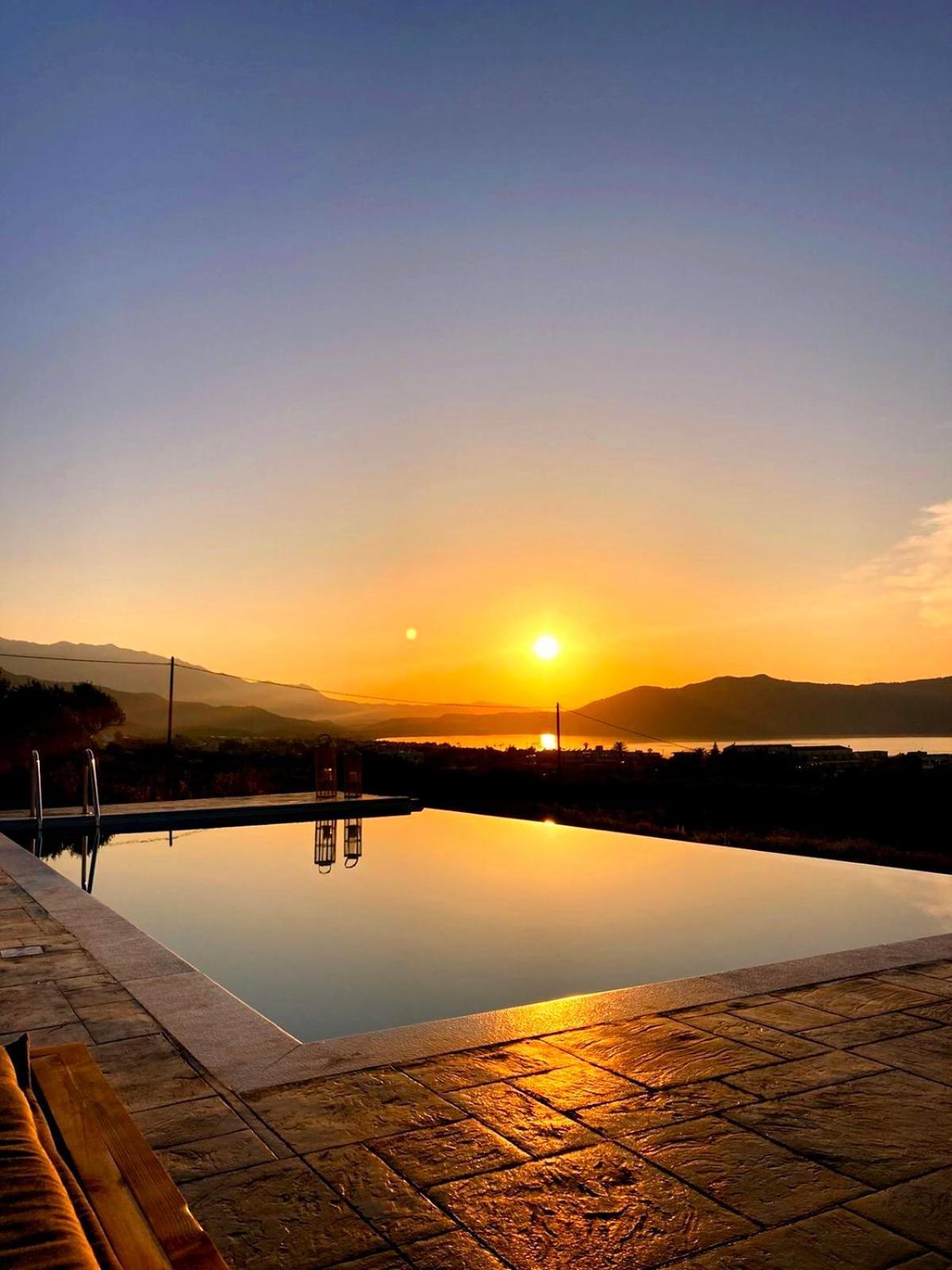 Blue Harmony Villa Dhramia Luaran gambar